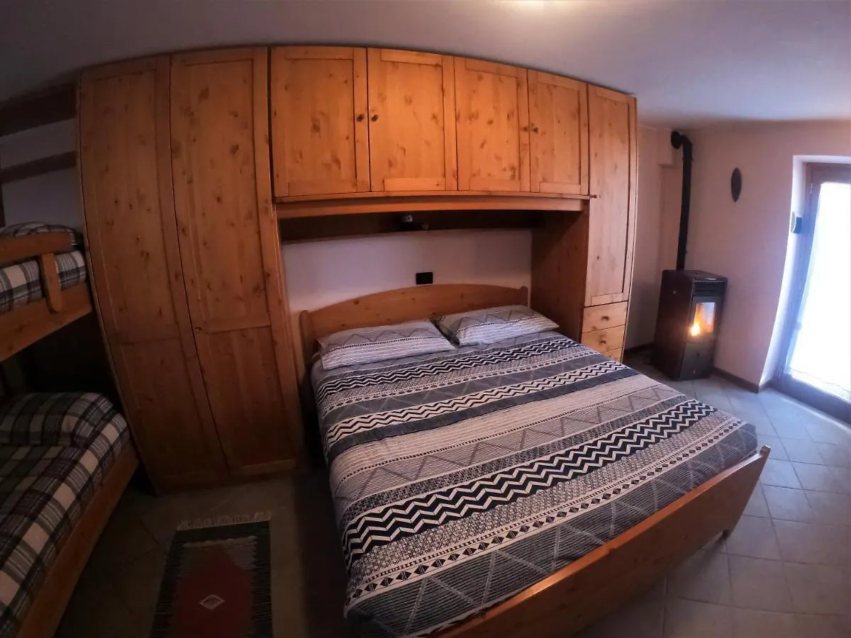 Baita Margherita - Your Mountain Holiday Casargo 0*,  Italy